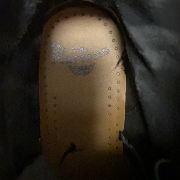 Like new real leather dr martens - Picture 4 of 5